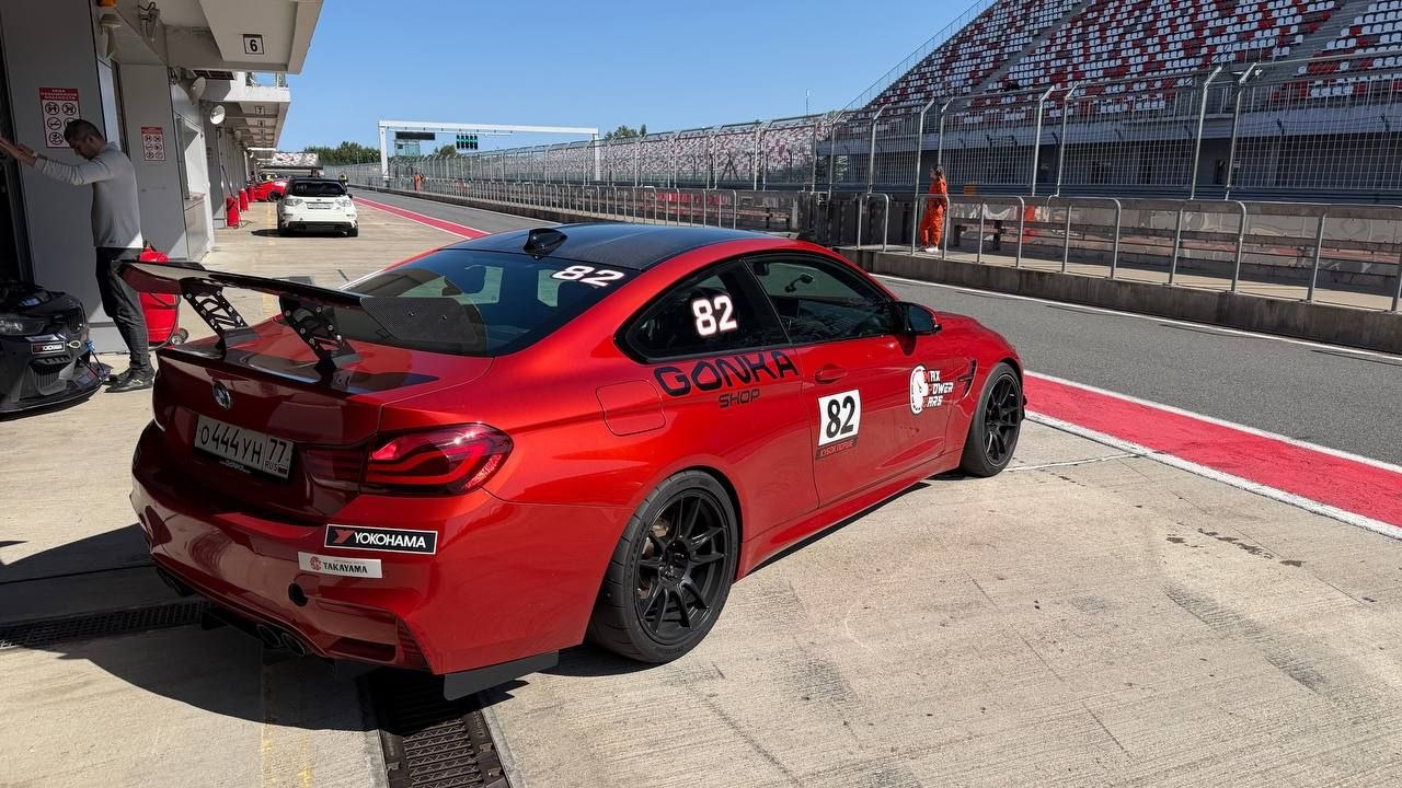 На Moscow Raceway стартуют зачётные попытки MaxPowerCars